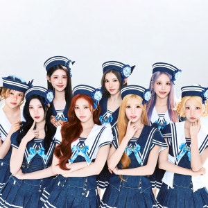Hearts2Hearts 商品 | Ktown4u