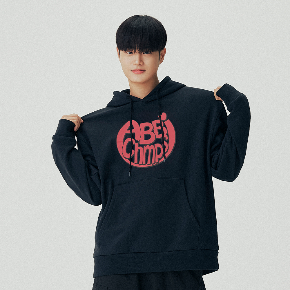 Uniqlo logo outlet hoodie