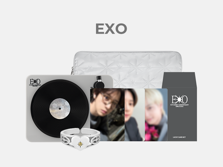 EXO☆SMTOWN STUDIO 配布品 4周年 記念 非売品 トレカ☆COEX SUM